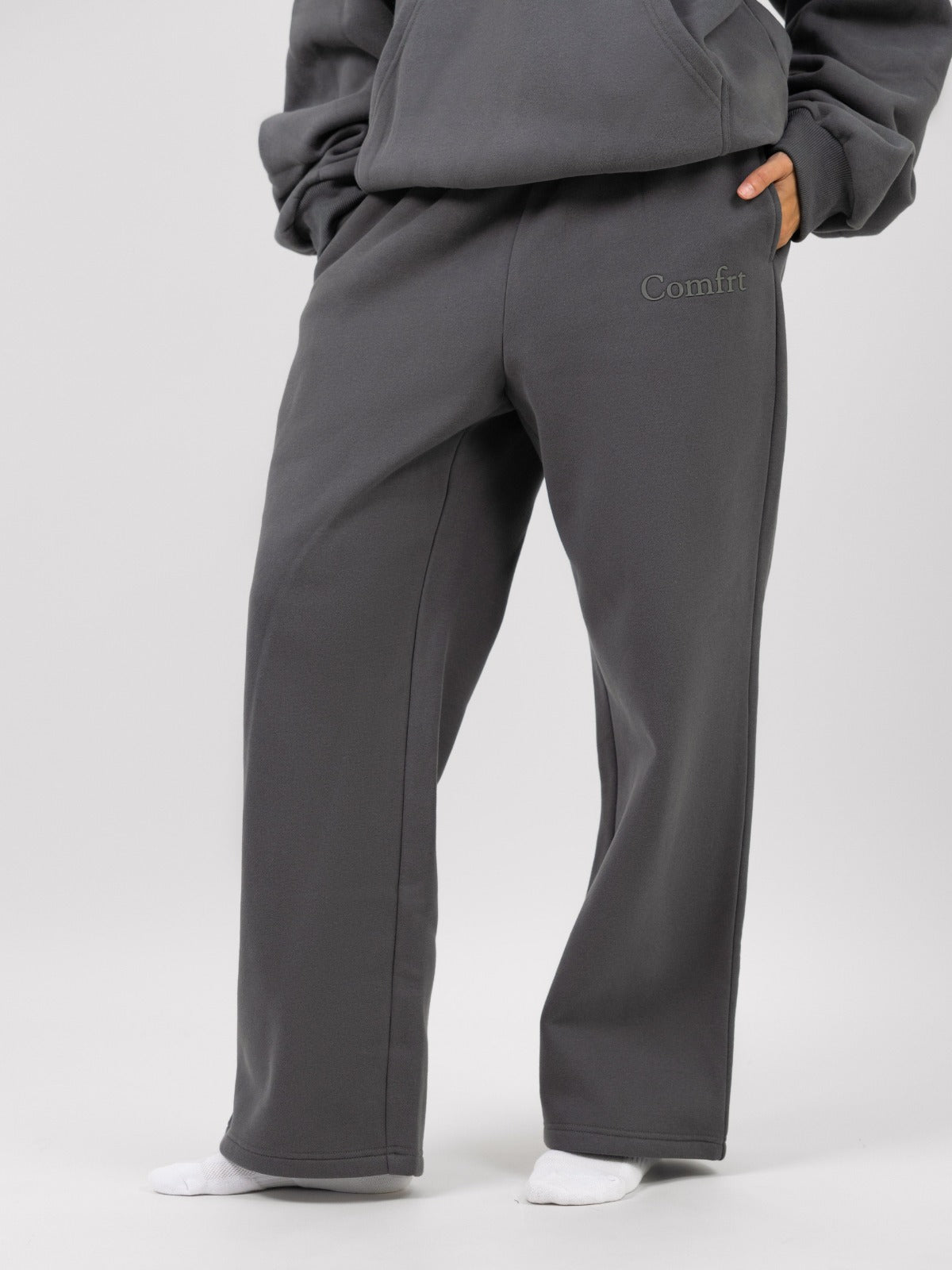 Minimalist Straight Leg Sweatpants – Long