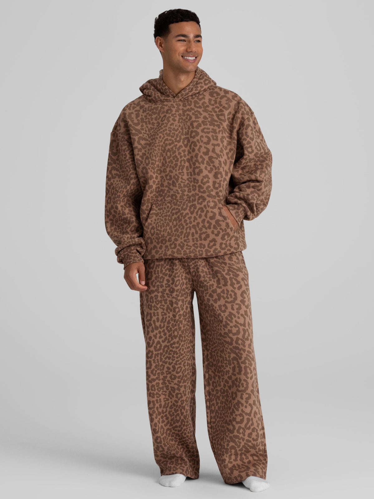 Signature Hoodie – Mega